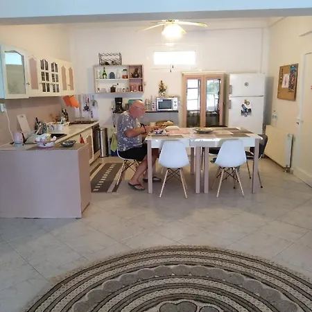 Potamos Apartment